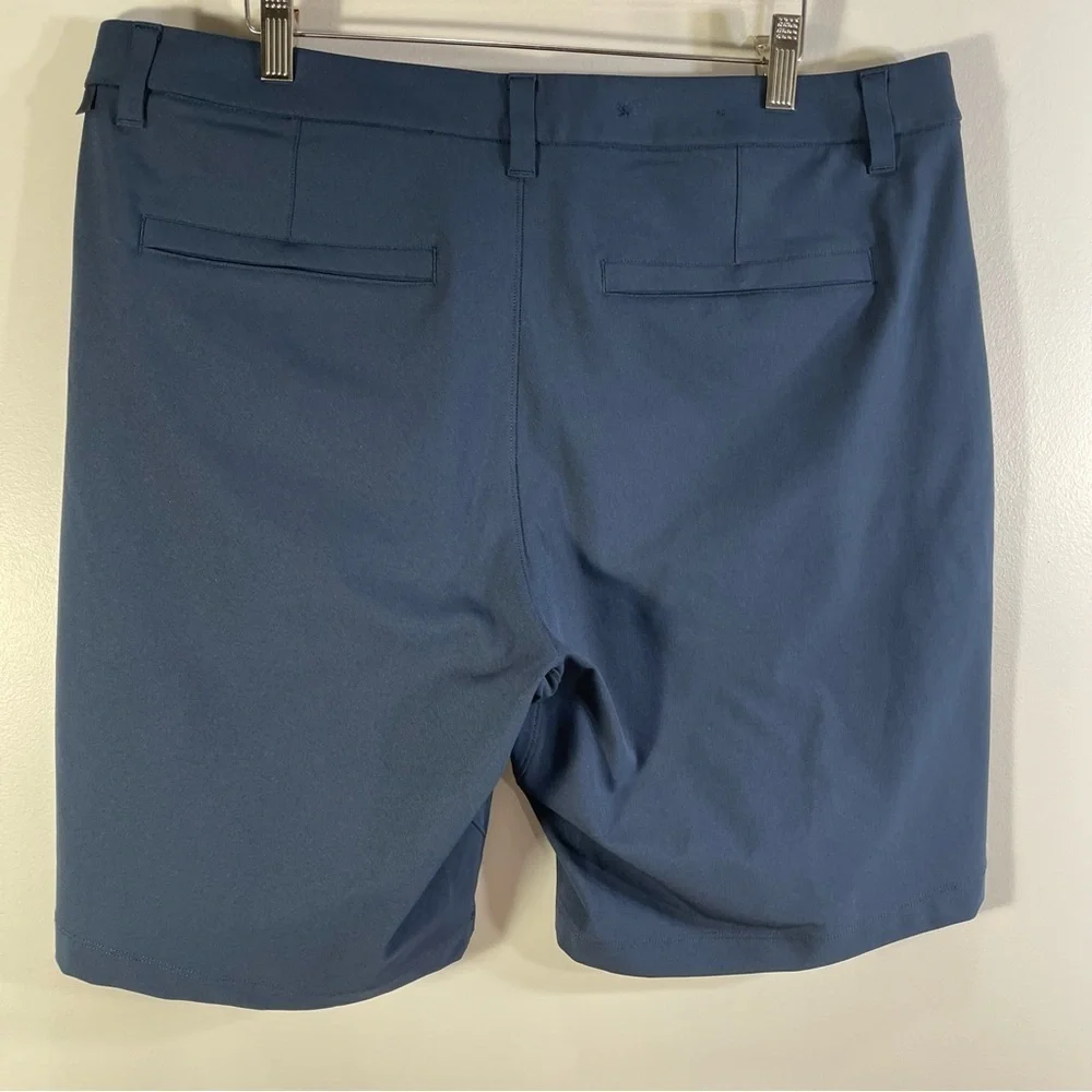 Lululemon Athletica ABC Classic-Fit Short 9